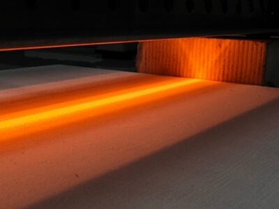 如何選擇焊接技術(shù)？紅外線焊接與激光焊接的深度對(duì)比！